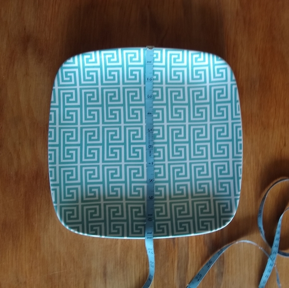 Jonathan Adler Happy Chic Greek Key 11" Dinner or Serving Plate, Teal & White - Picture 4 of 6